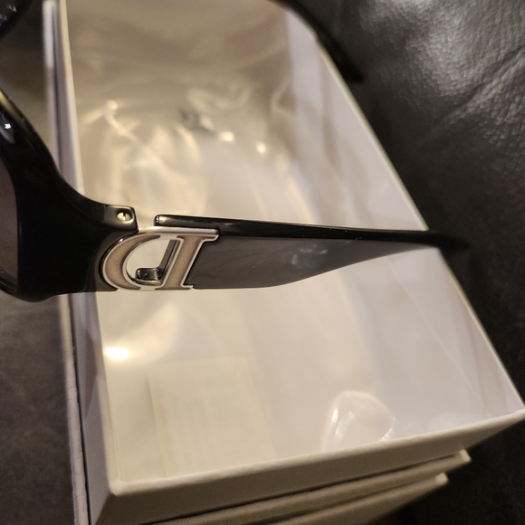 DIOR SUNGLASSES - Picture 2 of 5